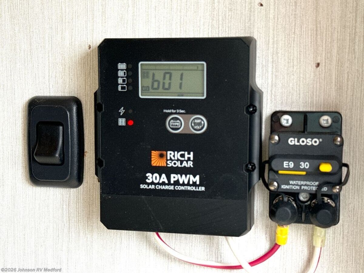 2026 Thrive 28BHS by Winnebago from Johnson RV Medford in Medford, Oregon