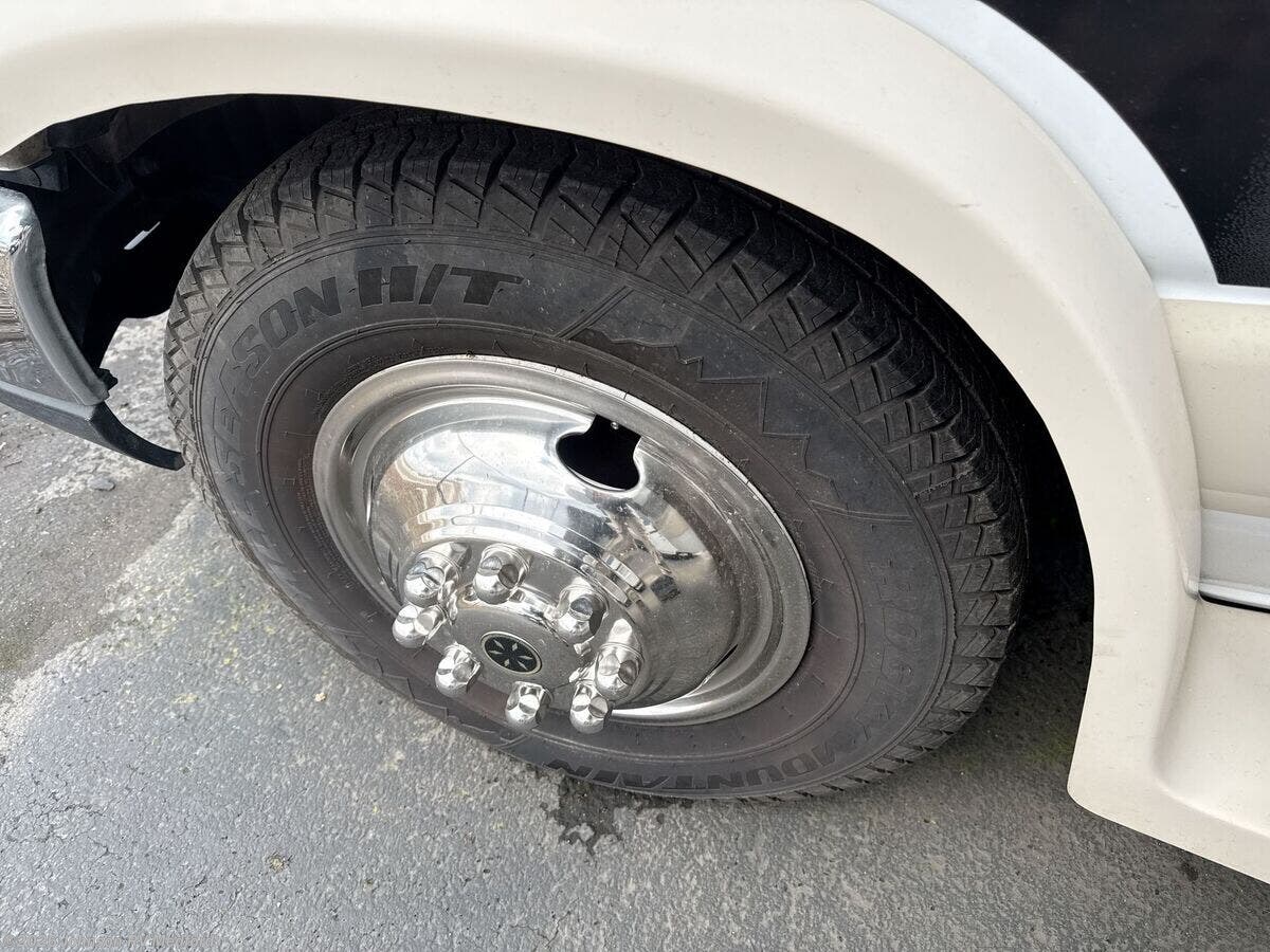 2014 Jayco Greyhawk 31FK - Used Class C For Sale by Johnson RV Medford in Medford, Oregon