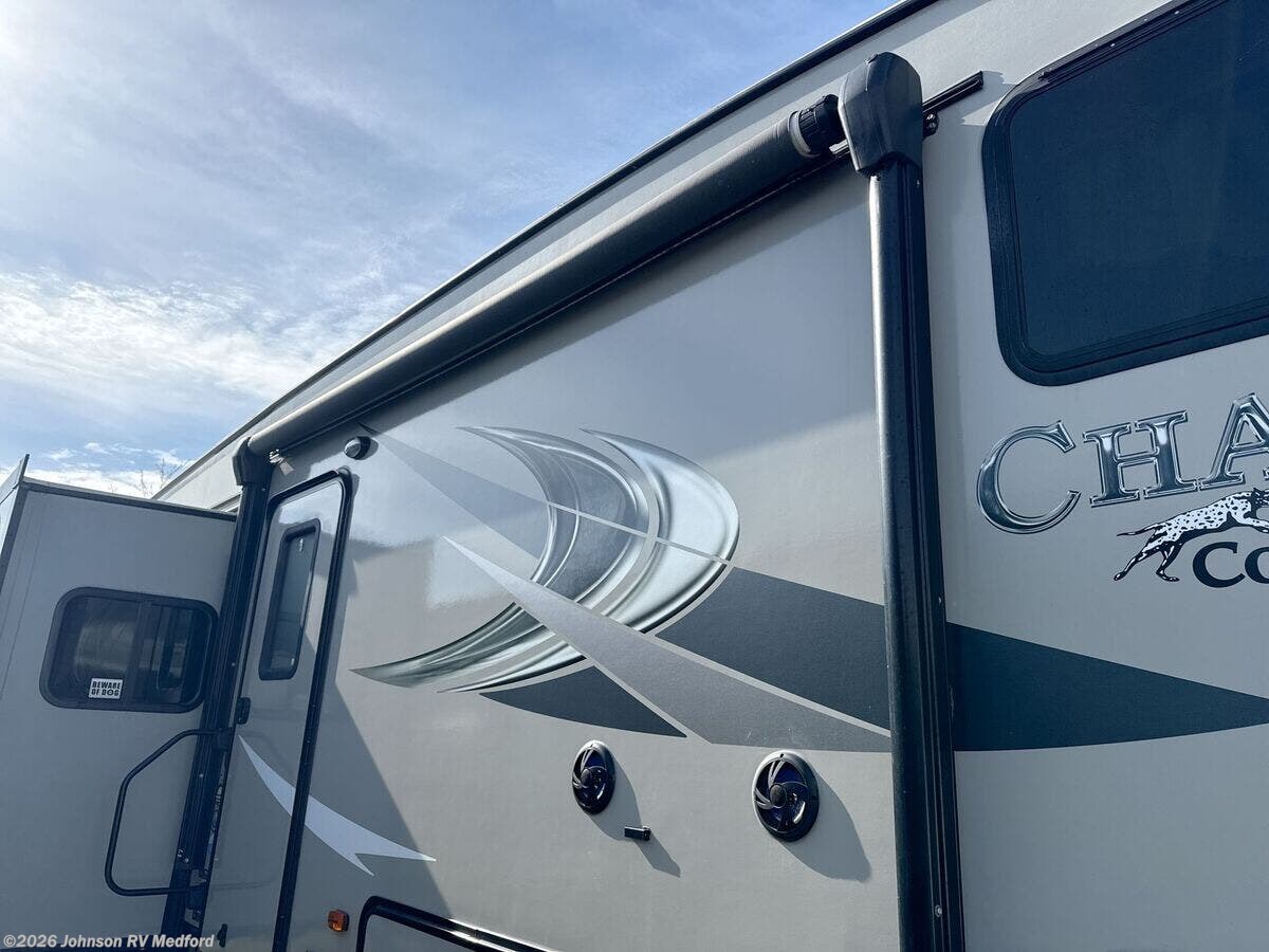 2019 Chaparral Lite 30RLS by Coachmen from Johnson RV Medford in Medford, Oregon