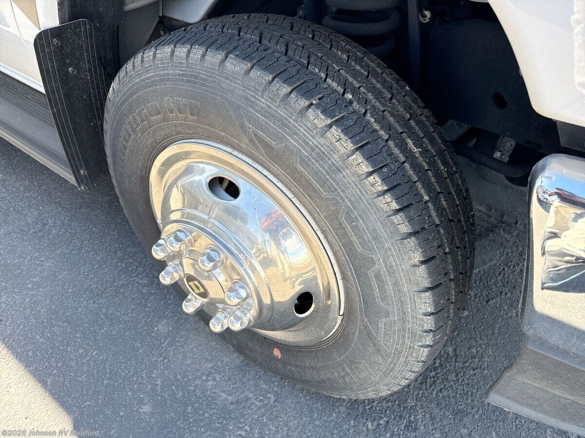 2022 Thor Four Winds 25M - Used Class C For Sale by Johnson RV Medford in Medford, Oregon