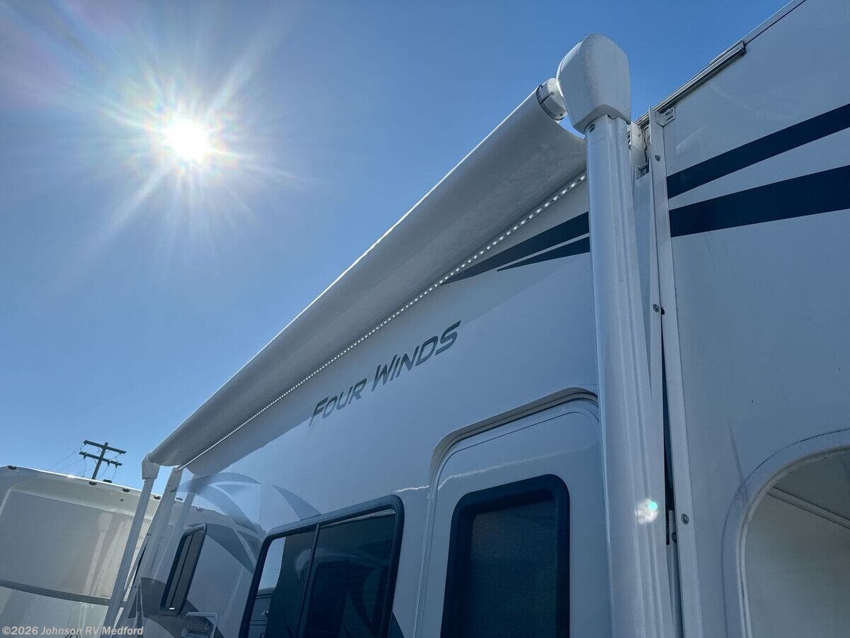 2022 Four Winds 25M by Thor from Johnson RV Medford in Medford, Oregon