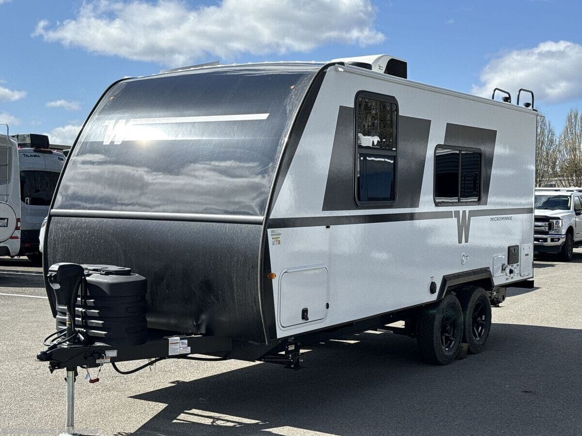 New 2026 Winnebago Micro Minnie 2000MRB available in Medford, Oregon