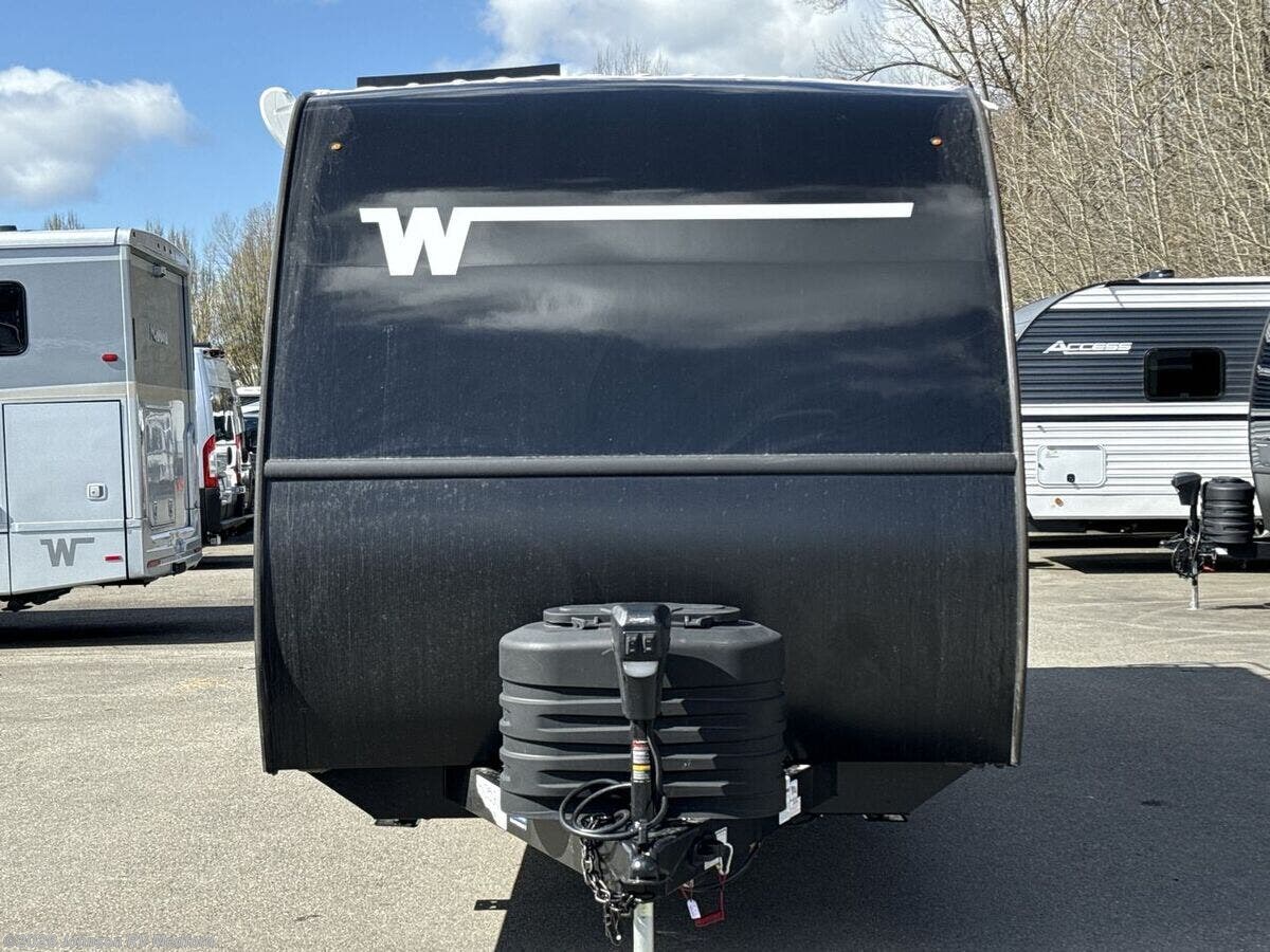2026 Micro Minnie 2000MRB by Winnebago from Johnson RV Medford in Medford, Oregon