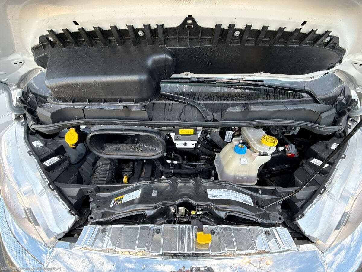 2025 Winnebago Solis 59PX - Used Class B For Sale by Johnson RV Medford in Medford, Oregon