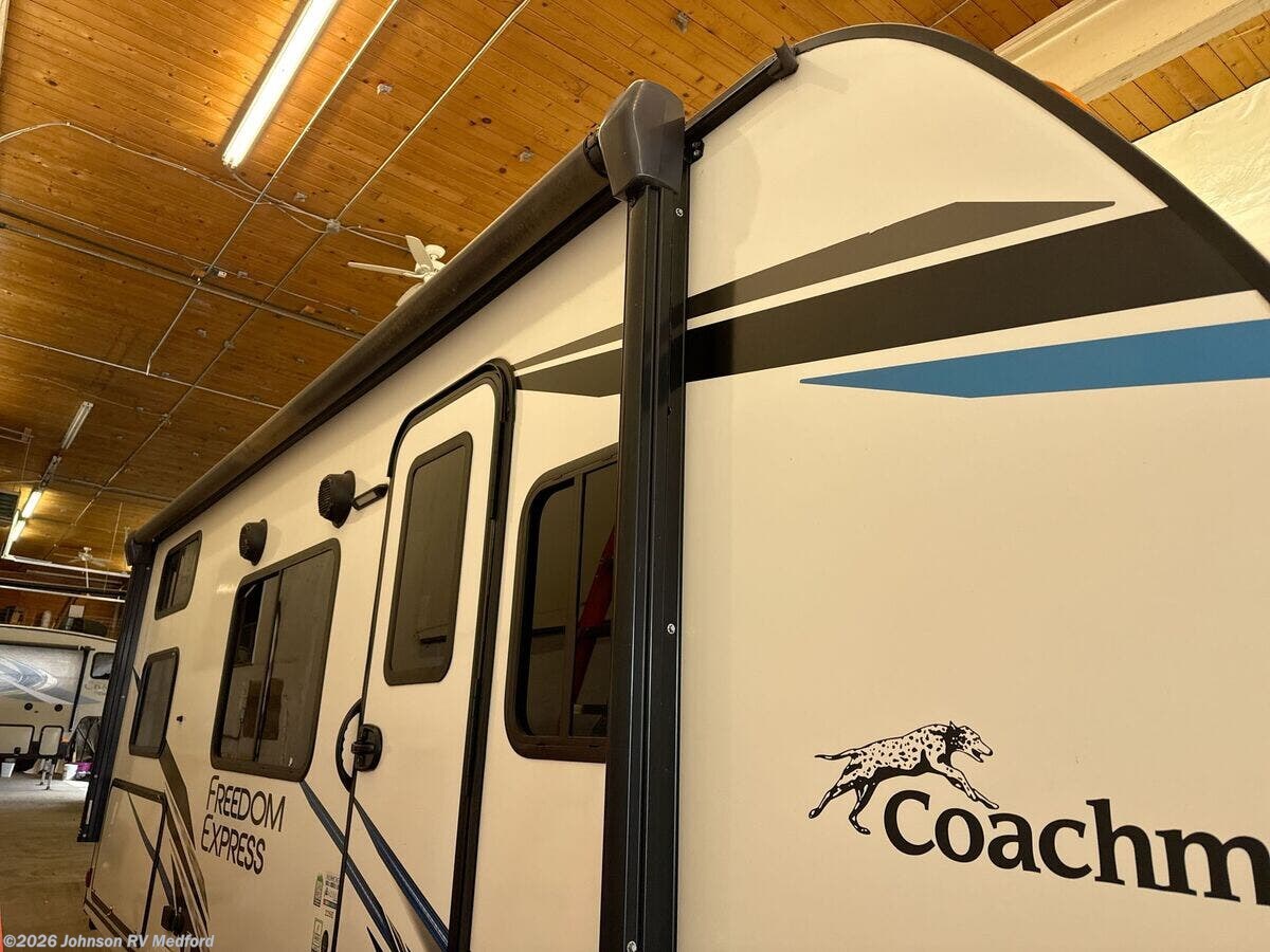2023 Freedom Express Select 22SE by Coachmen from Johnson RV Medford in Medford, Oregon