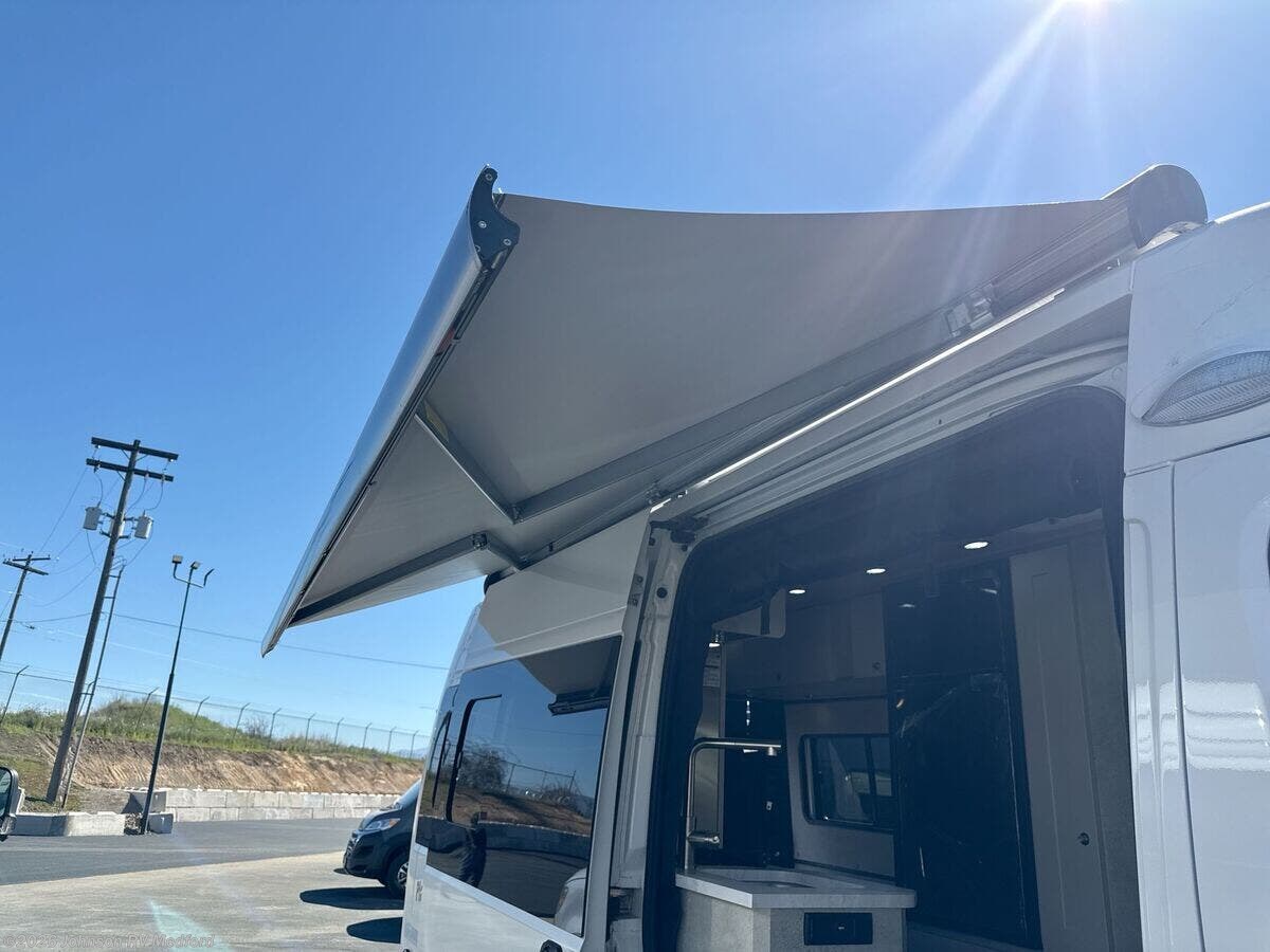 2025 Play SRT PLAY SRT by Roadtrek from Johnson RV Medford in Medford, Oregon