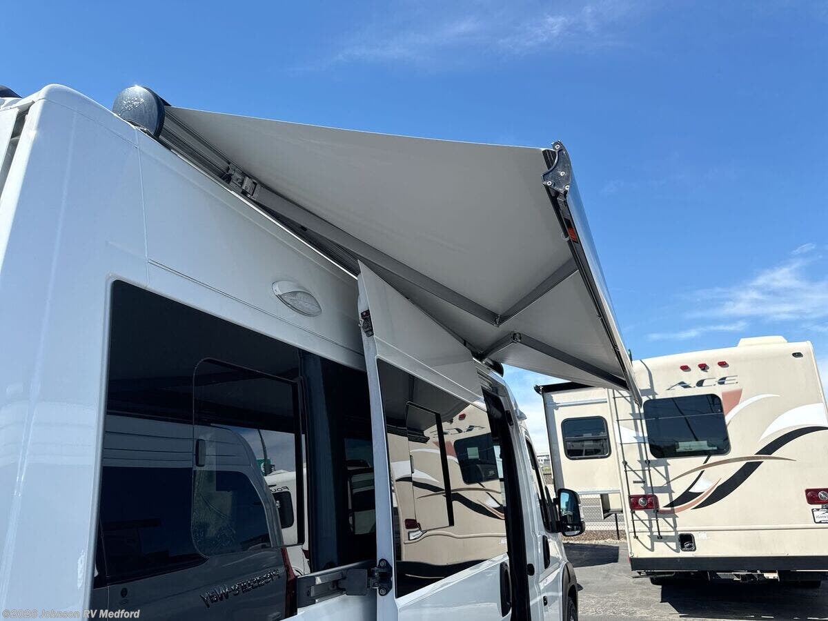 New 2025 Roadtrek Play SRT PLAY SRT available in Medford, Oregon