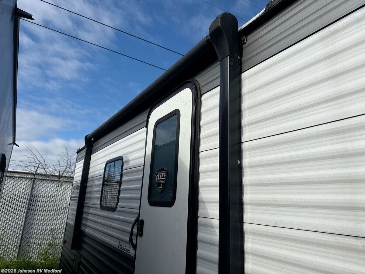 2022 Coleman 17B by Coleman from Johnson RV Medford in Medford, Oregon