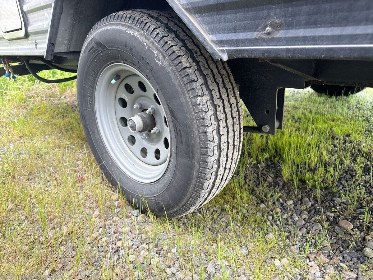 2022 Coleman Coleman 17B - Used Travel Trailer For Sale by Johnson RV Medford in Medford, Oregon