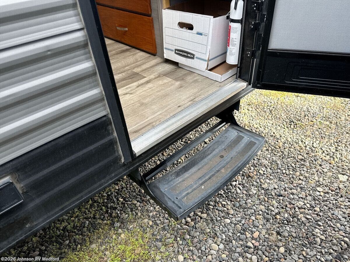 Used 2022 Coleman Coleman 17B available in Medford, Oregon