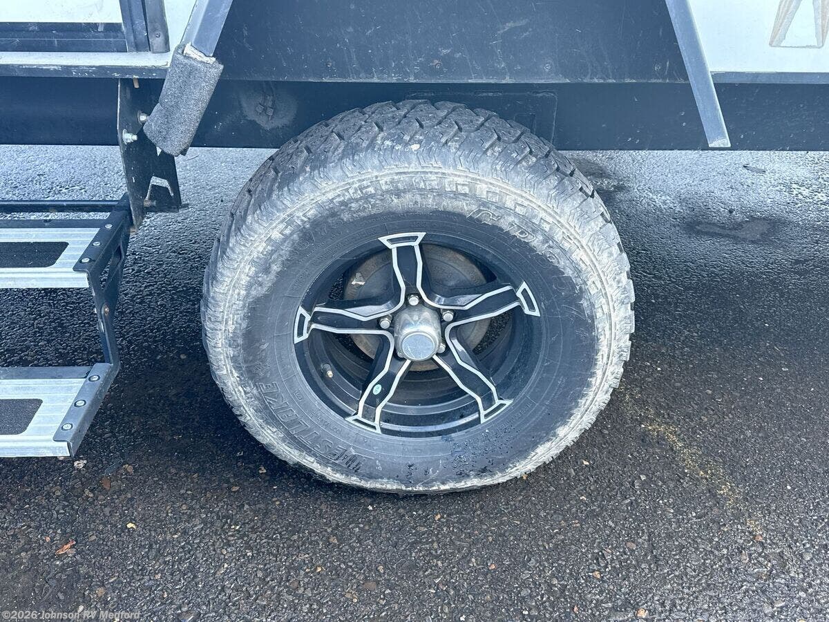 2022 Winnebago Hike 171DB - Used Travel Trailer For Sale by Johnson RV Medford in Medford, Oregon