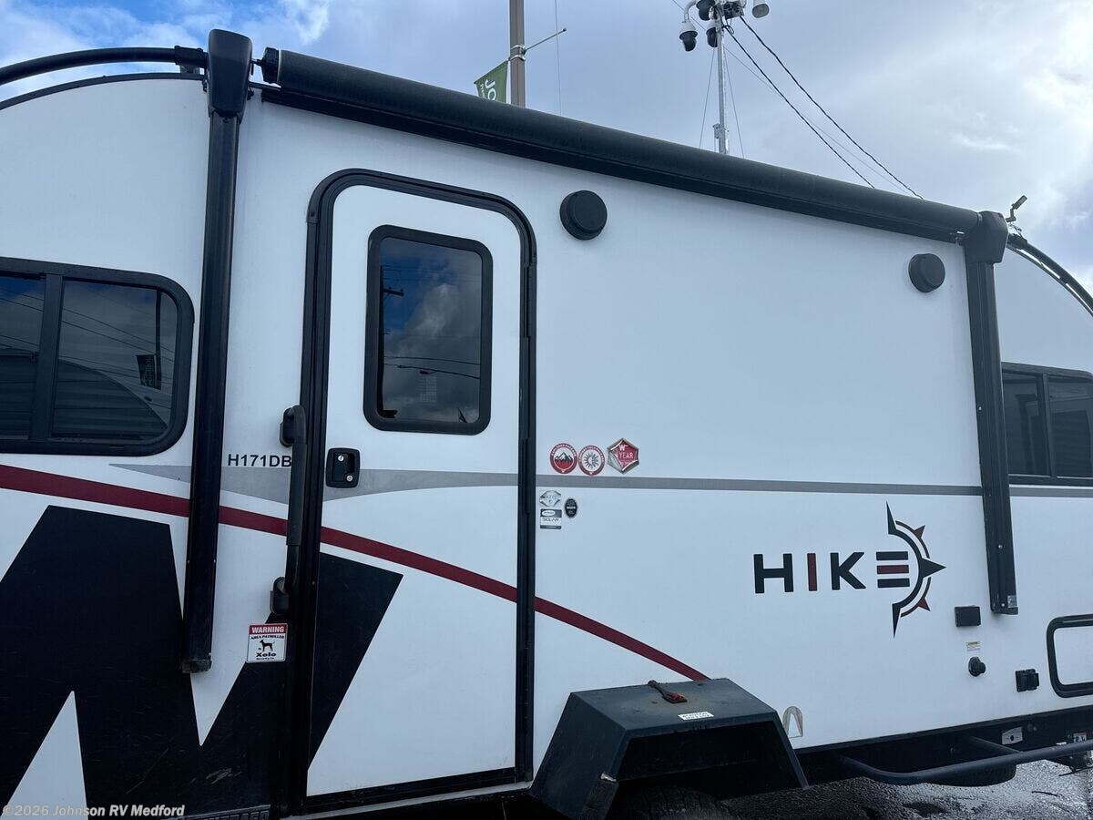 2022 Hike 171DB by Winnebago from Johnson RV Medford in Medford, Oregon