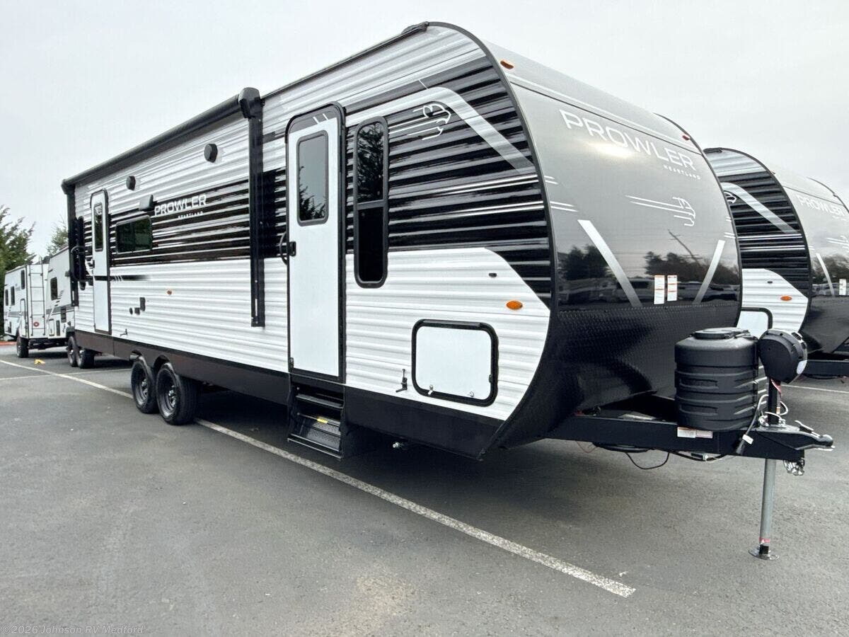 2026 Heartland Prowler 2601RLS - New Travel Trailer For Sale by Johnson RV Medford in Medford, Oregon