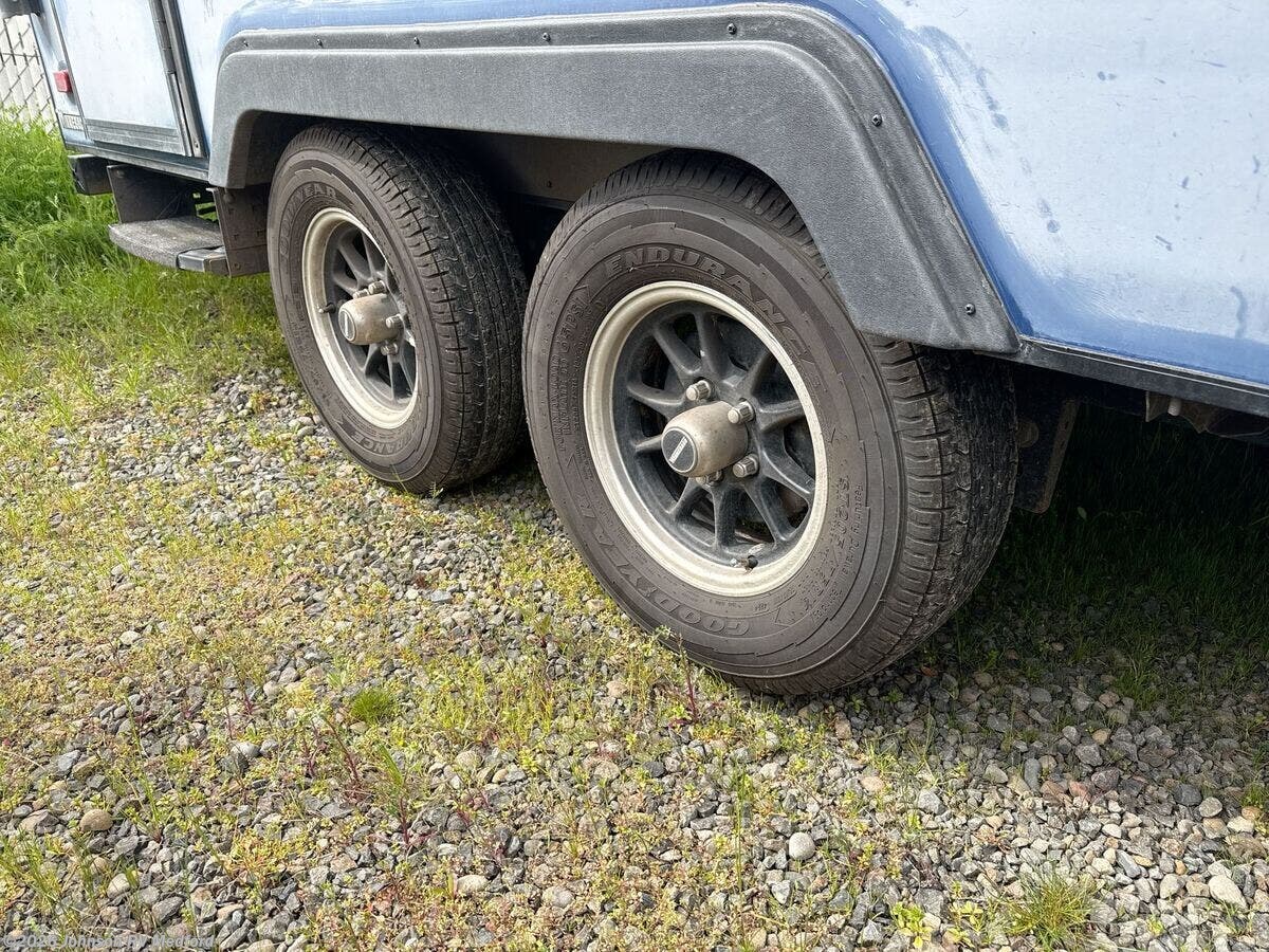 2019 Winnebago Micro Minnie 1708FB - Used Travel Trailer For Sale by Johnson RV Medford in Medford, Oregon