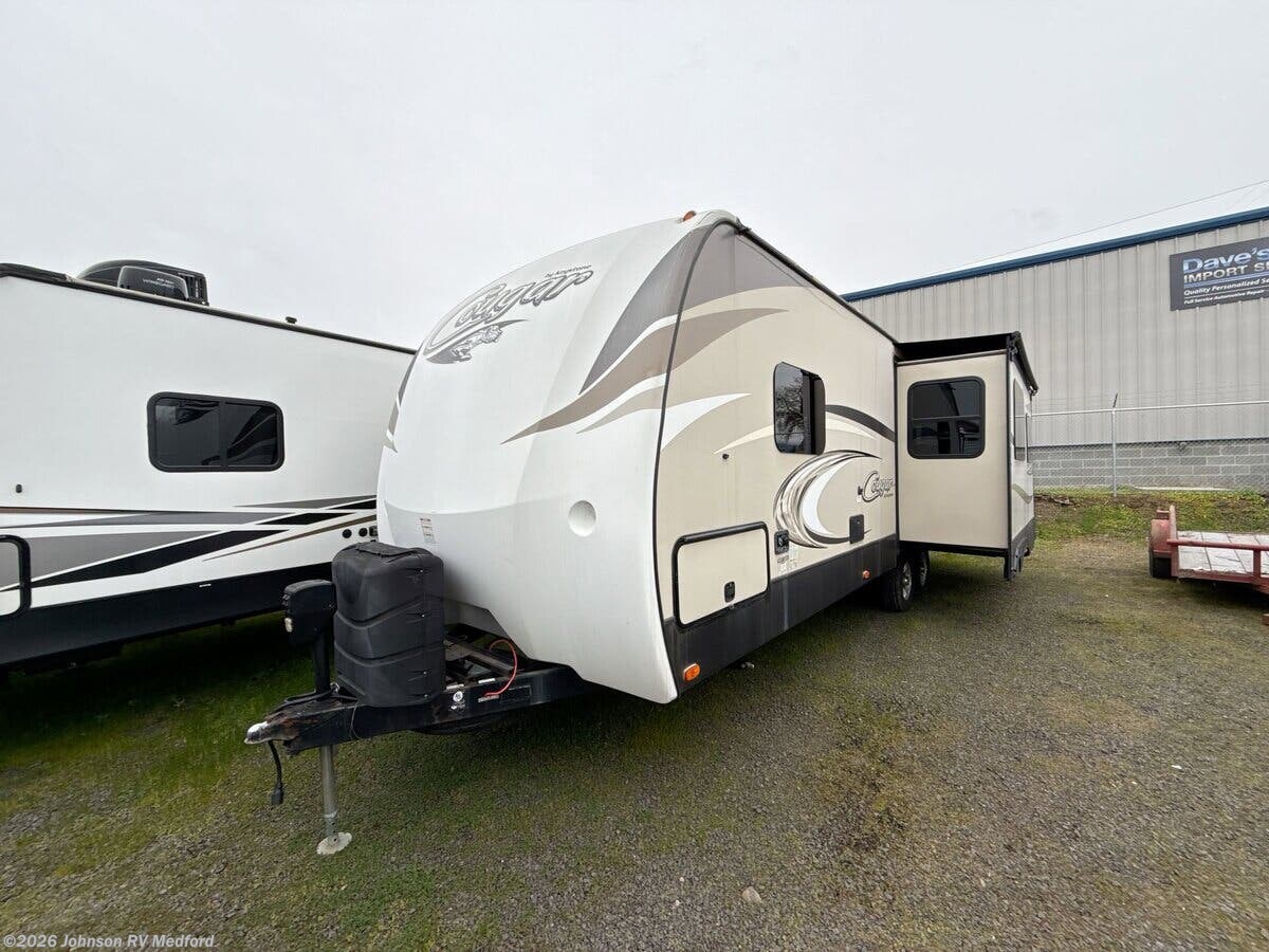 2018 Keystone Cougar Half-Ton West 28RLSWE - Used Travel Trailer For Sale by Johnson RV Medford in Medford, Oregon