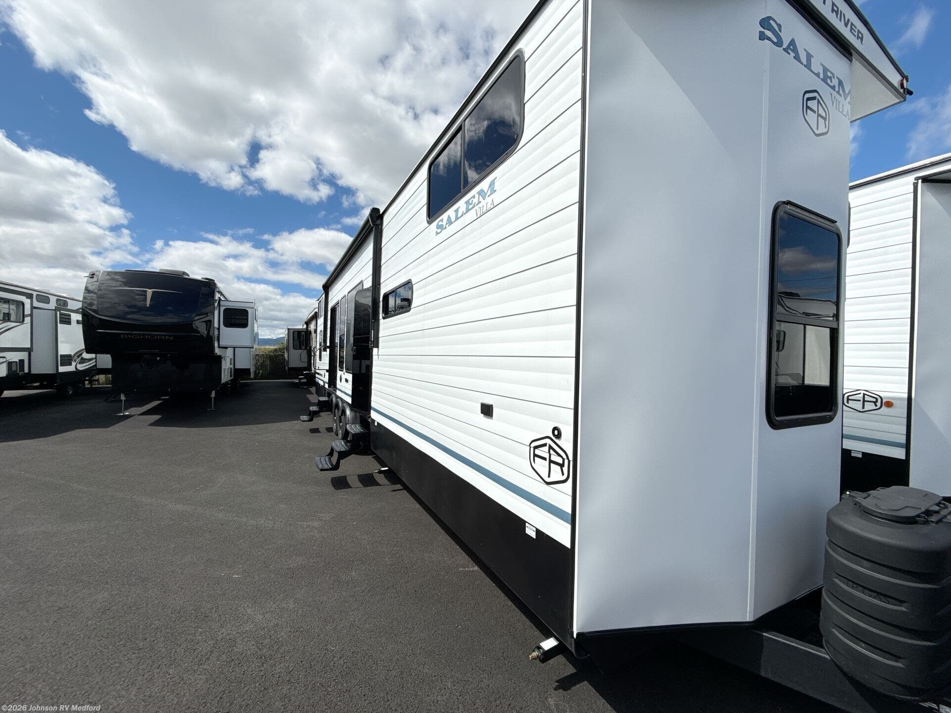 2026 Salem 40ZZZ by Forest River from Johnson RV Medford in Medford, Oregon
