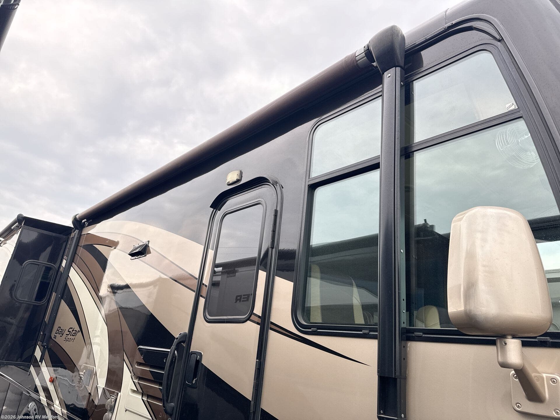 Used 2017 Newmar BAYSTAR SPORT 2702 available in Medford, Oregon