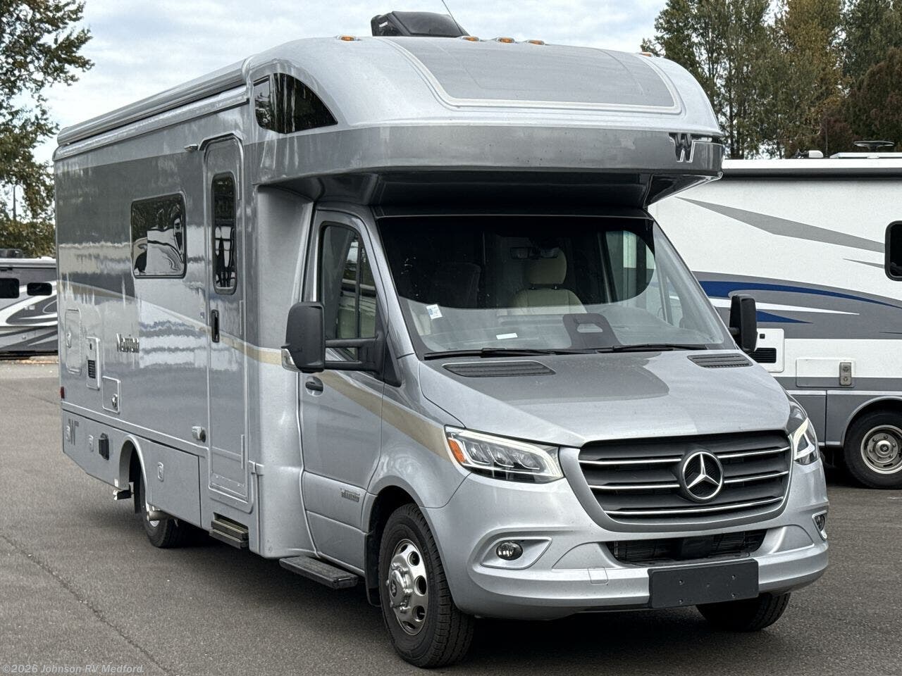 2026 Winnebago Navion 24D - New Class C For Sale by Johnson RV Medford in Medford, Oregon