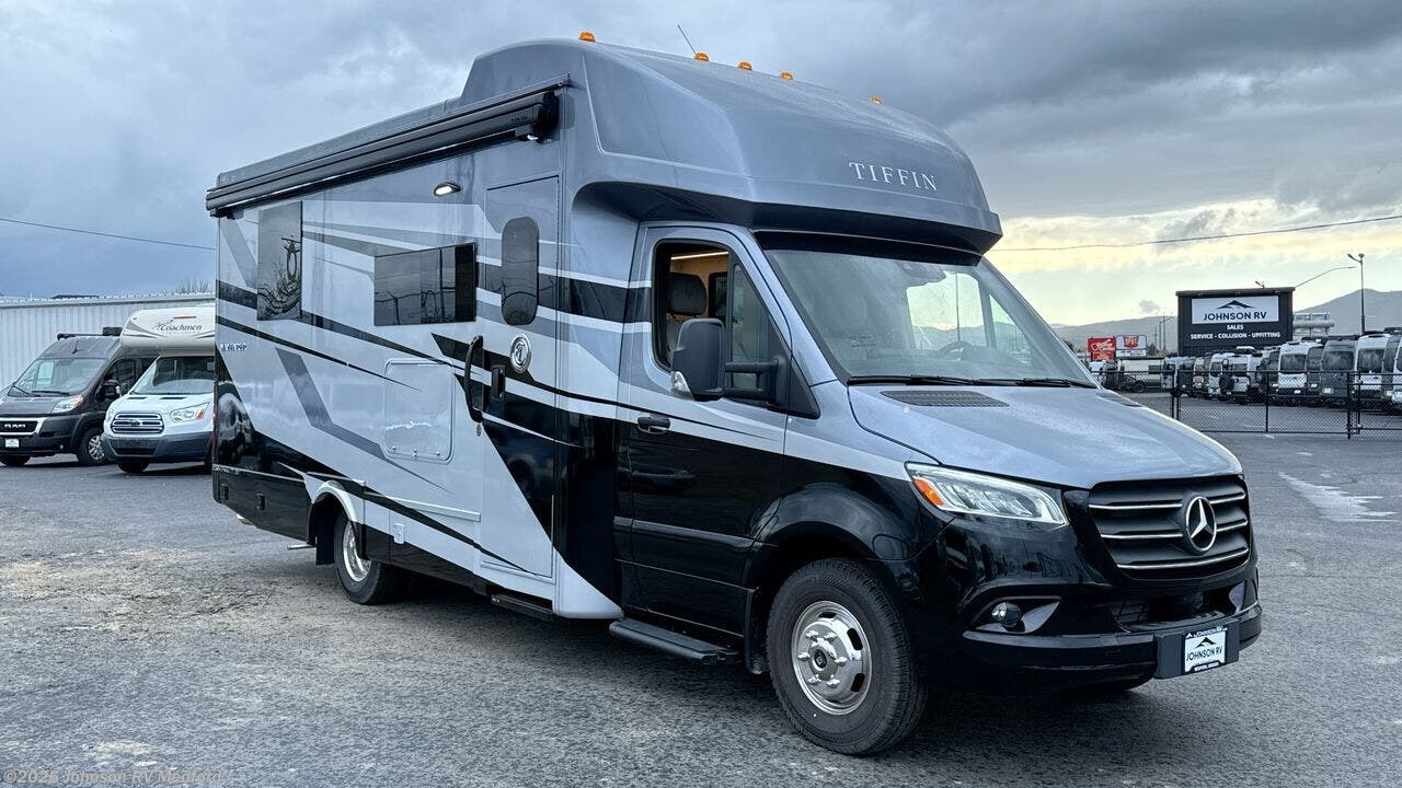 2026 Wayfarer 25XPW by Tiffin from Johnson RV Medford in Medford, Oregon
