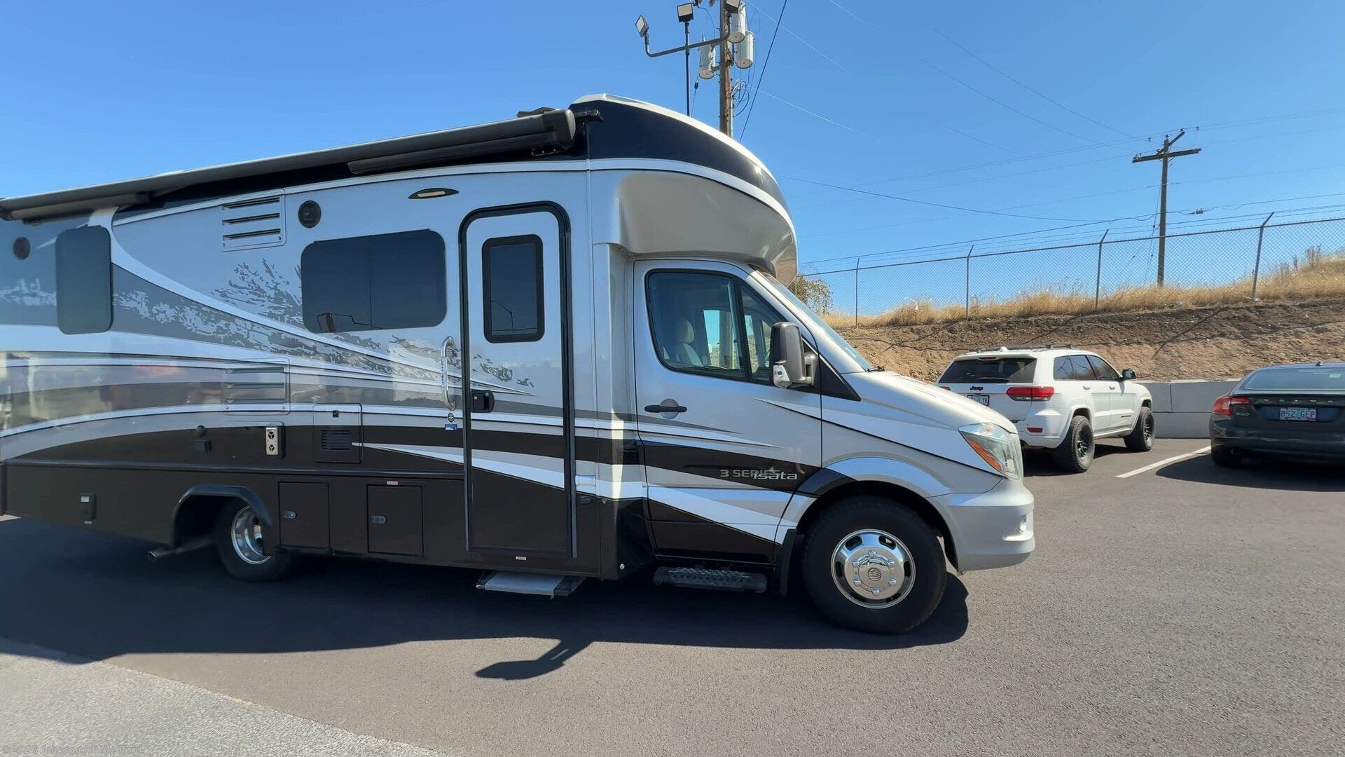 2018 ISATA 24CB by Dynamax Corp from Johnson RV Medford in Medford, Oregon
