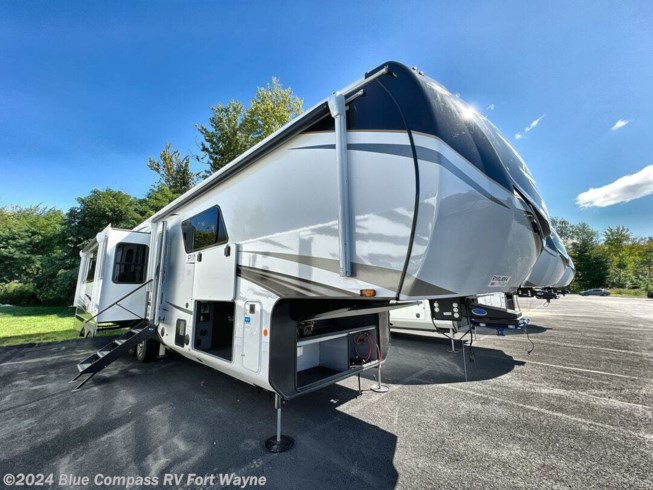 2024 Pinnacle 36FBTS by Jayco from Blue Compass RV Fort Wayne in Columbia City, Indiana