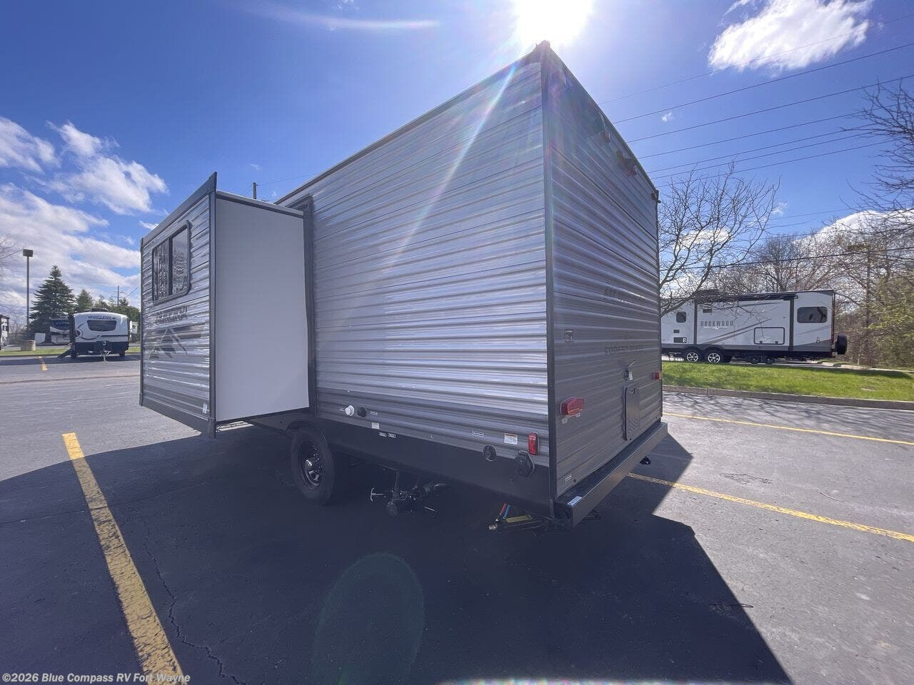 2025 Aurora Light 18BHS by Forest River from Blue Compass RV Fort Wayne in Columbia City, Indiana