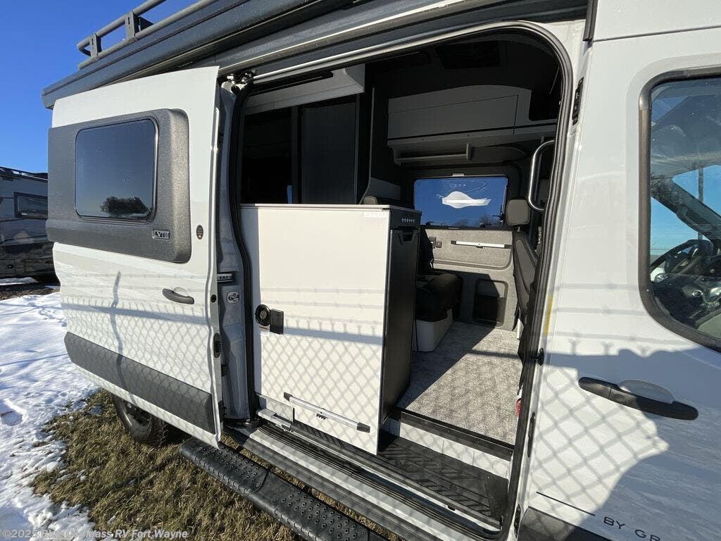 2026 Lineage Series VT LVT1 by Grand Design from Blue Compass RV Fort Wayne in Columbia City, Indiana