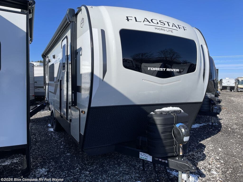 2026 Flagstaff Micro Lite 25SRK by Forest River from Blue Compass RV Fort Wayne in Columbia City, Indiana