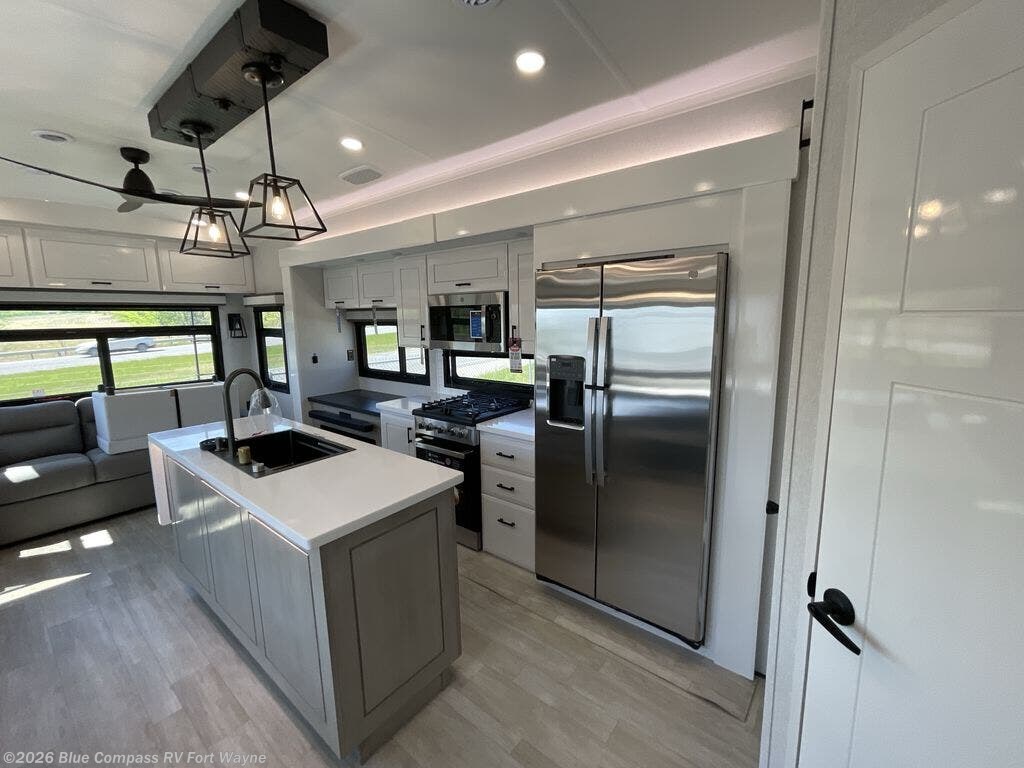 2026 Pinnacle 36FBTS by Jayco from Blue Compass RV Fort Wayne in Columbia City, Indiana