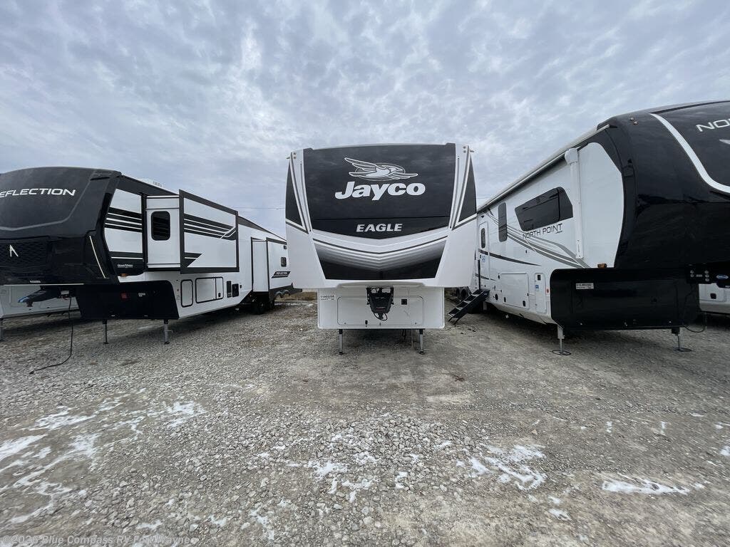 New 2026 Jayco Eagle 335LSTS available in Columbia City, Indiana