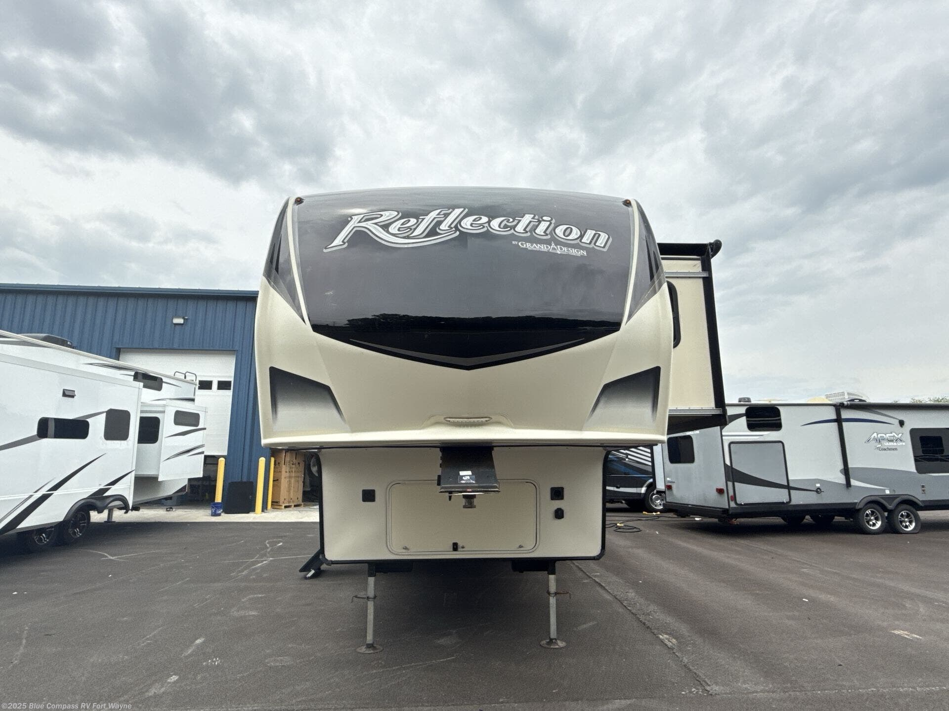 2019 Reflection 320MKS by Grand Design from Blue Compass RV Fort Wayne in Columbia City, Indiana