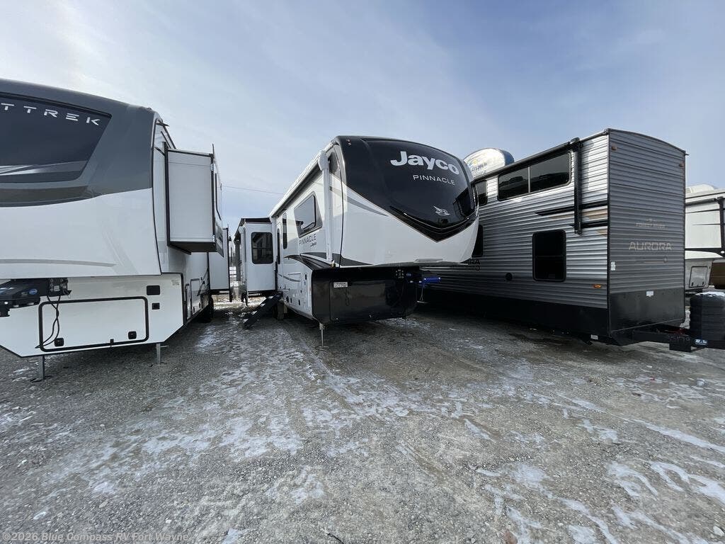 2026 Pinnacle 32RLTS by Jayco from Blue Compass RV Fort Wayne in Columbia City, Indiana