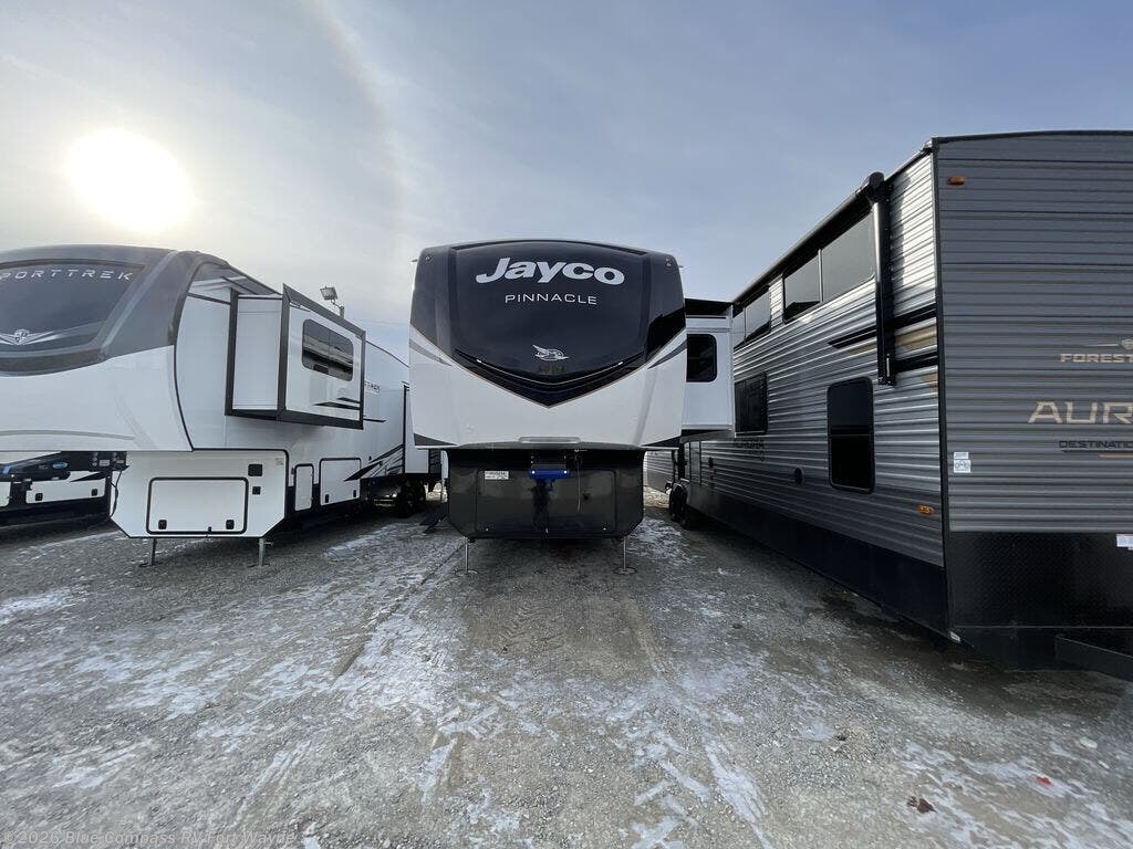 New 2026 Jayco Pinnacle 32RLTS available in Columbia City, Indiana