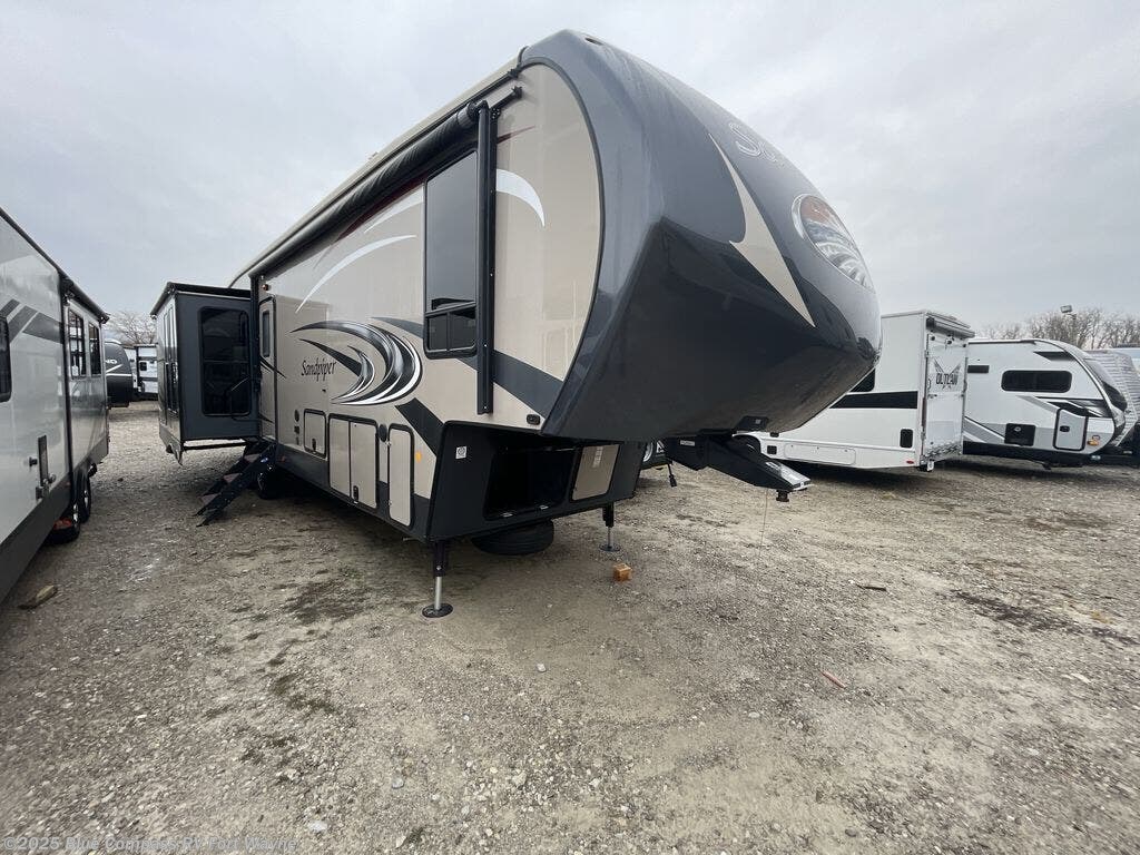 2015 Sandpiper 35ROK by Forest River from Blue Compass RV Fort Wayne in Columbia City, Indiana