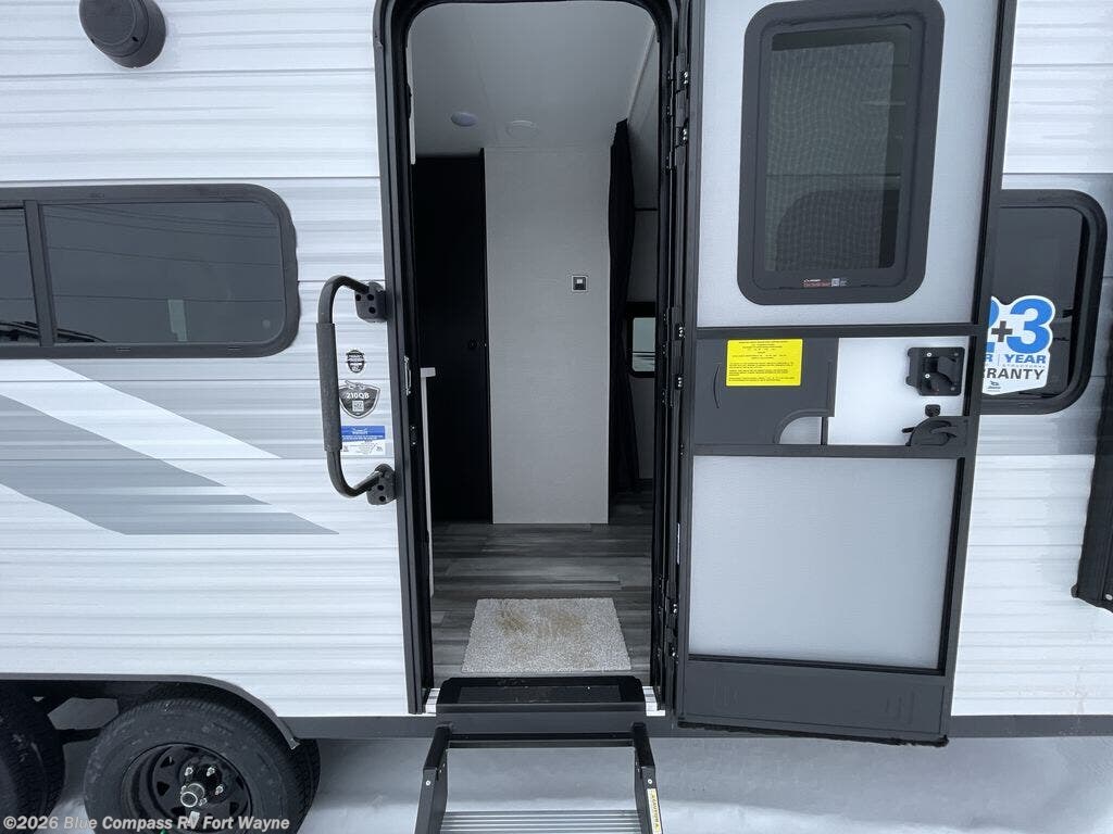 2026 Jay Flight SLX 210QB by Jayco from Blue Compass RV Fort Wayne in Columbia City, Indiana