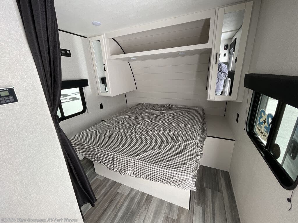 New 2026 Jayco Jay Flight SLX 210QB available in Columbia City, Indiana