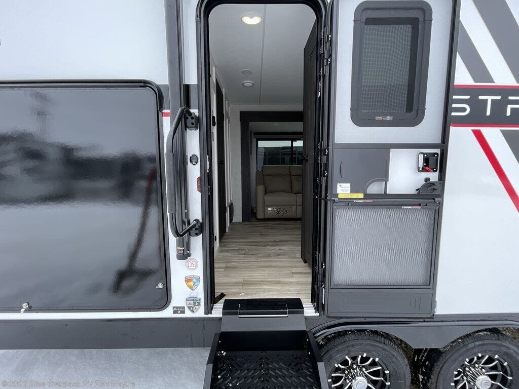 2026 Stratus SR261VRB by Venture RV from Blue Compass RV Fort Wayne in Columbia City, Indiana