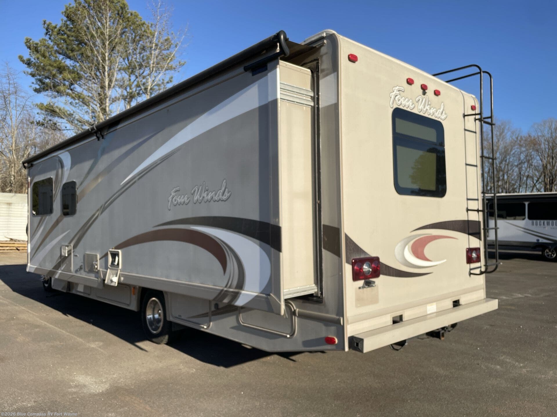 Used 2016 Thor Motor Coach Four Winds 31KW available in Columbia City, Indiana