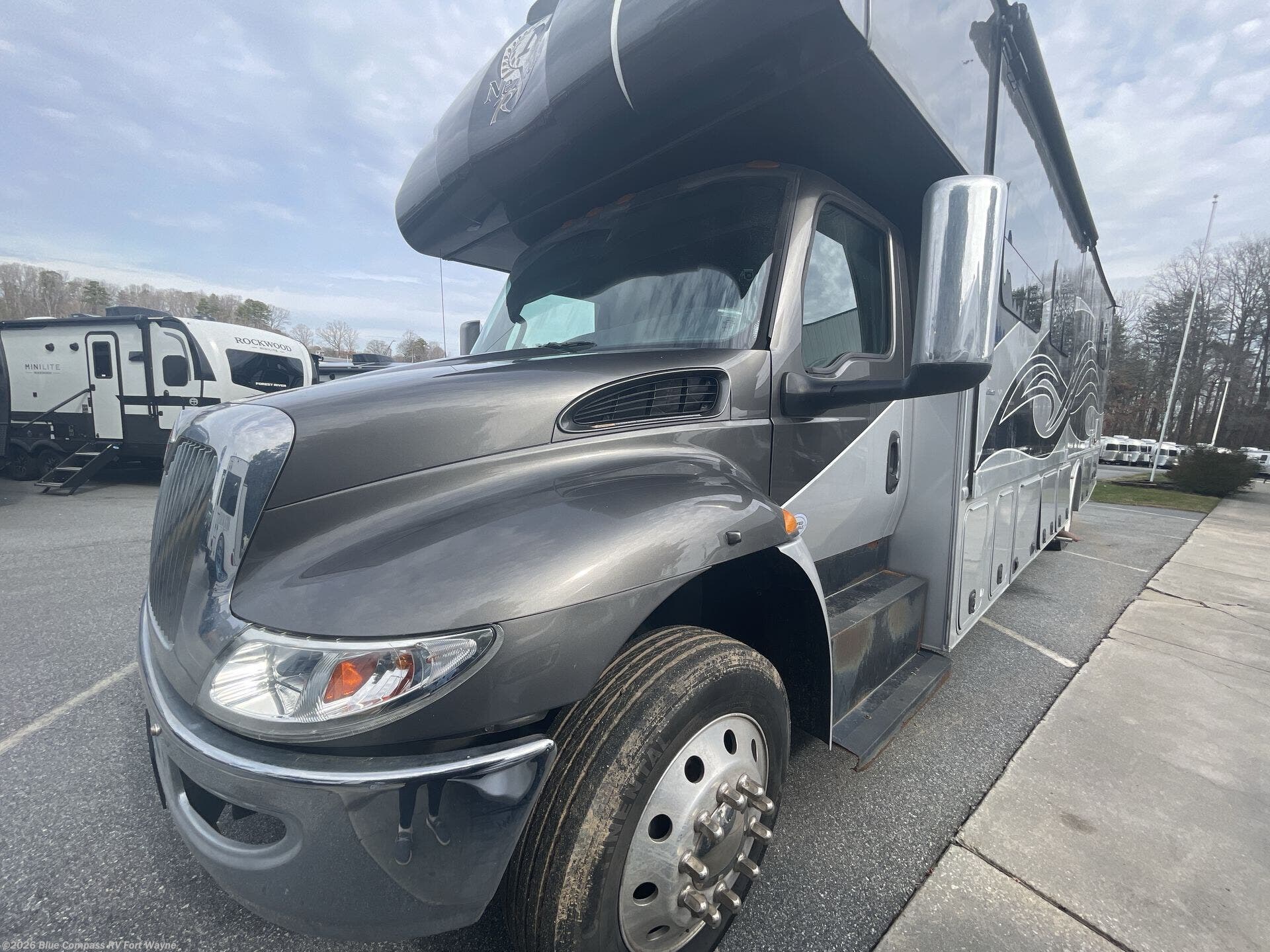 2022 Wraith 35W by Nexus from Blue Compass RV Fort Wayne in Columbia City, Indiana