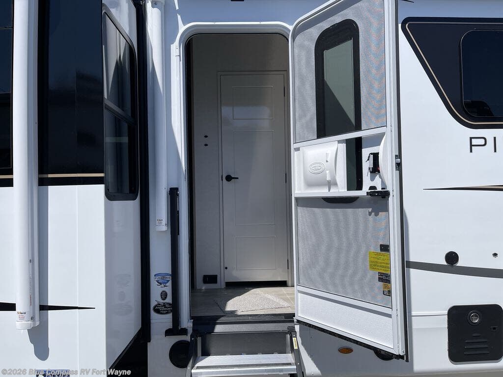 2026 Pinnacle 38FBRK by Jayco from Blue Compass RV Fort Wayne in Columbia City, Indiana