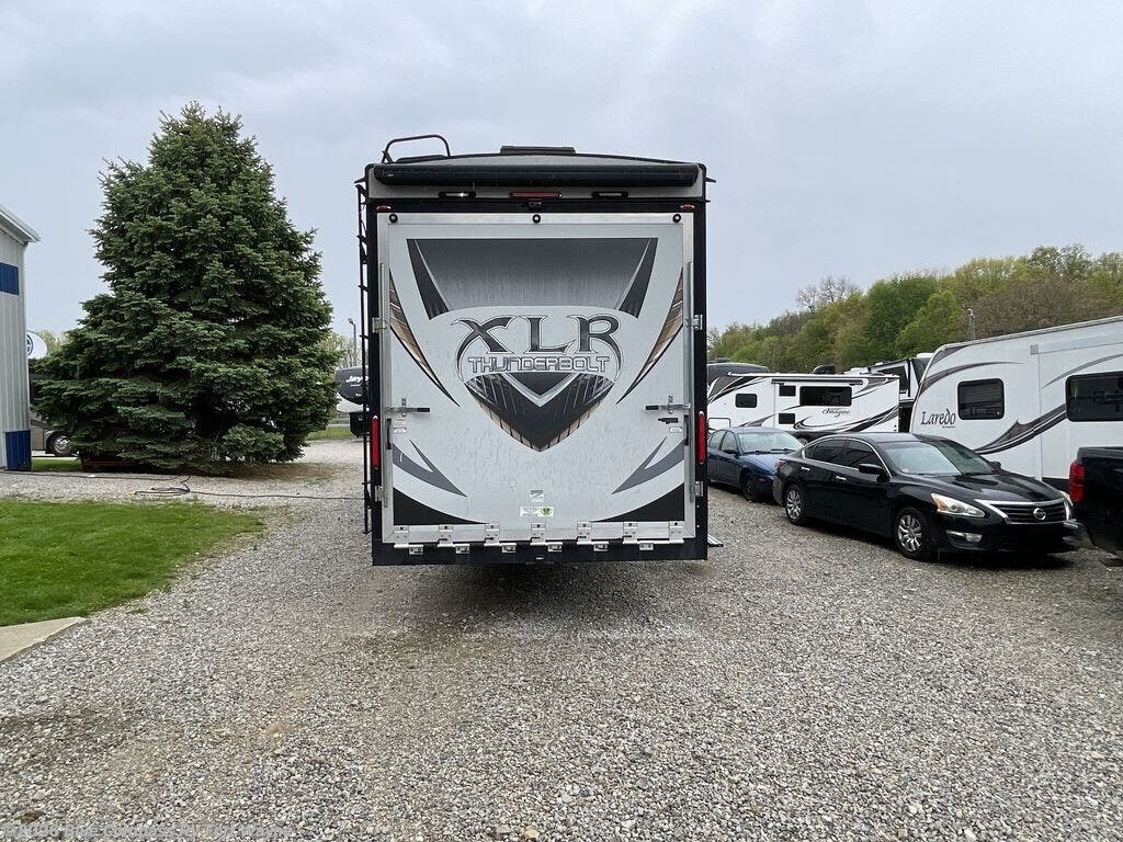 2016 XLR Thunderbolt 415AMP by Forest River from Blue Compass RV Fort Wayne in Columbia City, Indiana