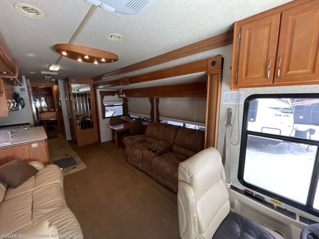 2006 Gulf Stream Tour Master M-40 - Used Class A For Sale by Blue Compass RV Fort Wayne in Columbia City, Indiana