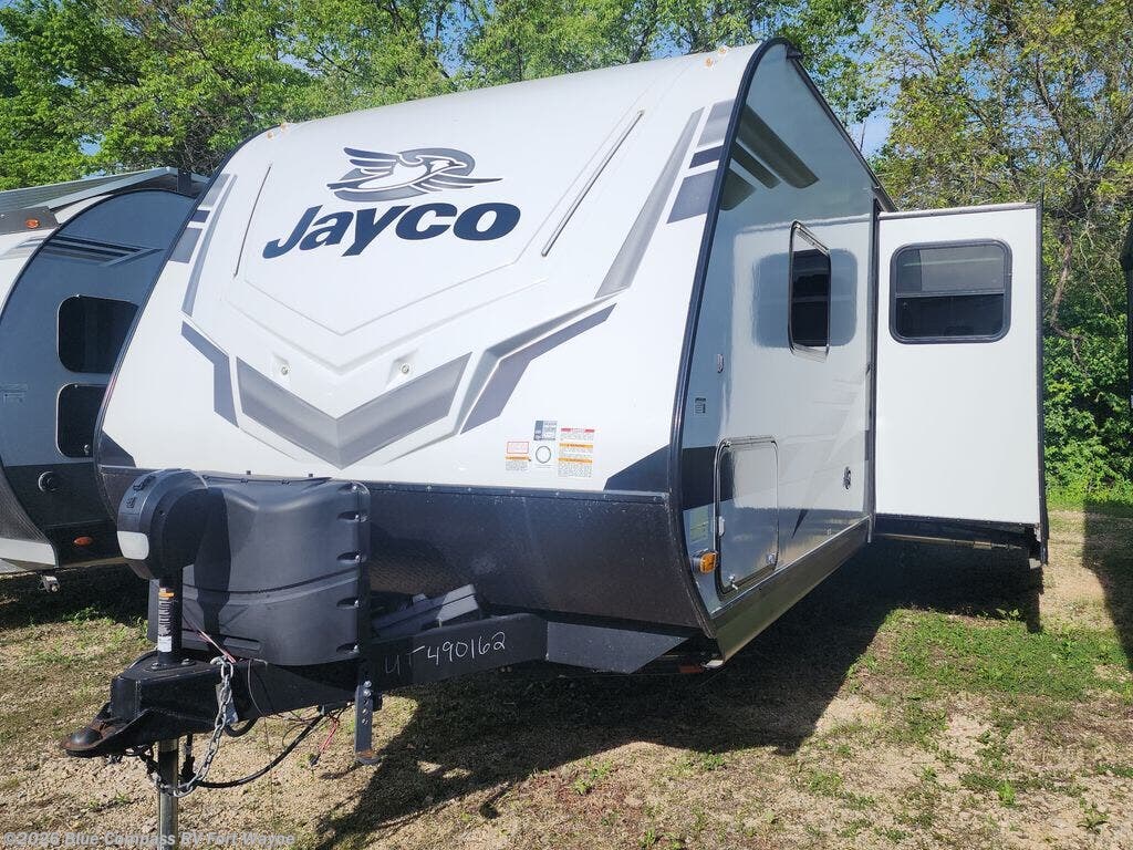 Used 2023 Jayco Jay Feather 27BHB available in Columbia City, Indiana