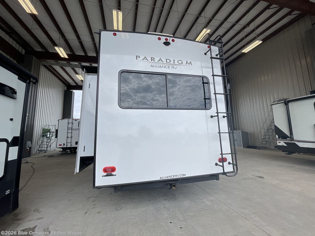 2021 Paradigm 340RL by Alliance RV from Blue Compass RV Fort Wayne in Columbia City, Indiana