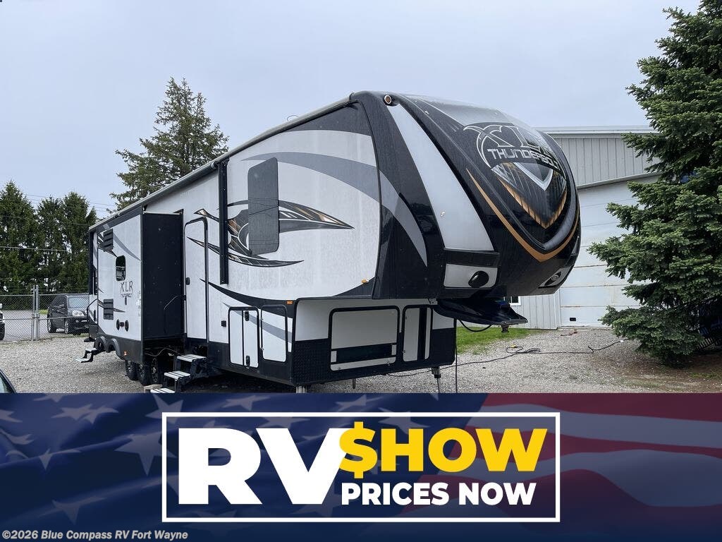 2016 Forest River XLR Thunderbolt 415AMP - Used Toy Hauler For Sale by Blue Compass RV Fort Wayne in Columbia City, Indiana features Slideout