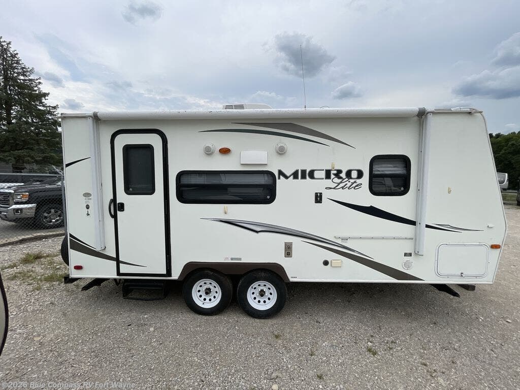 Used 2014 Forest River Flagstaff Micro Lite 21FBRS available in Columbia City, Indiana