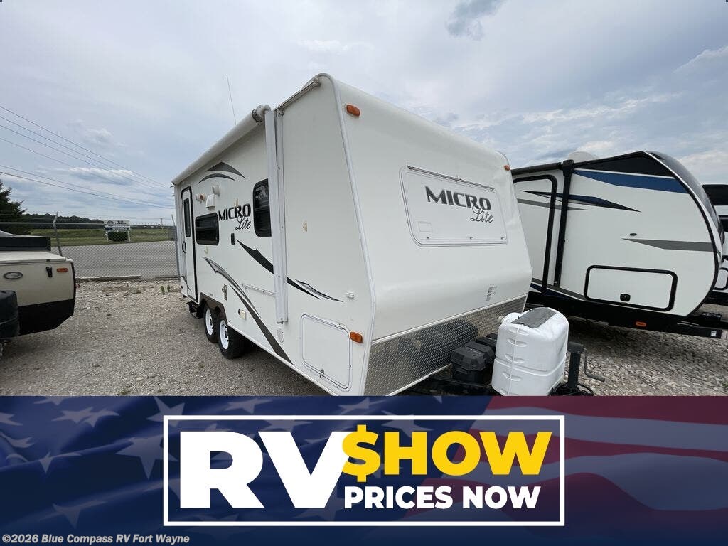 2014 Forest River Flagstaff Micro Lite 21FBRS - Used Travel Trailer For Sale by Blue Compass RV Fort Wayne in Columbia City, Indiana features Slideout