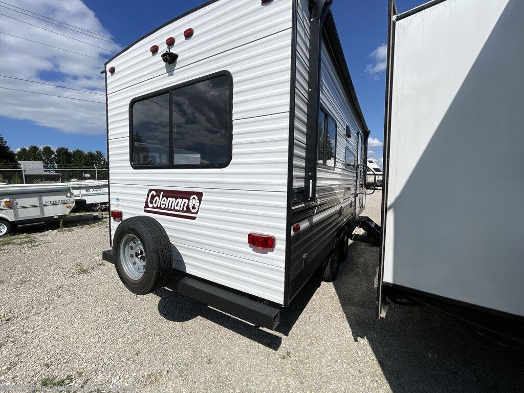 Used 2022 Coleman Lantern LT Series 202RD available in Columbia City, Indiana