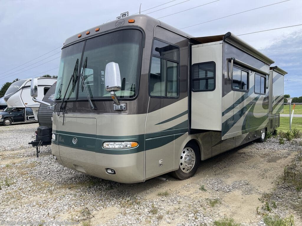 Used 2005 Monaco RV Diplomat 40DST available in Columbia City, Indiana