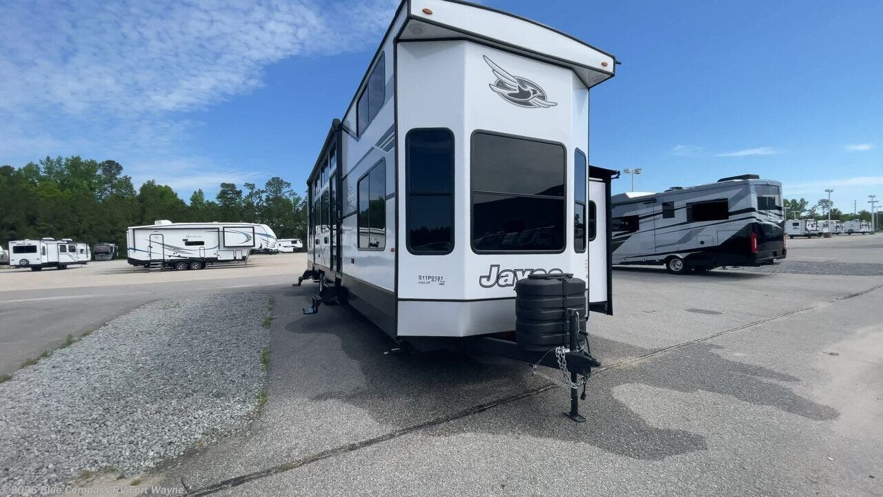New 2025 Jayco Jay Flight Bungalow JayLoft available in Columbia City, Indiana